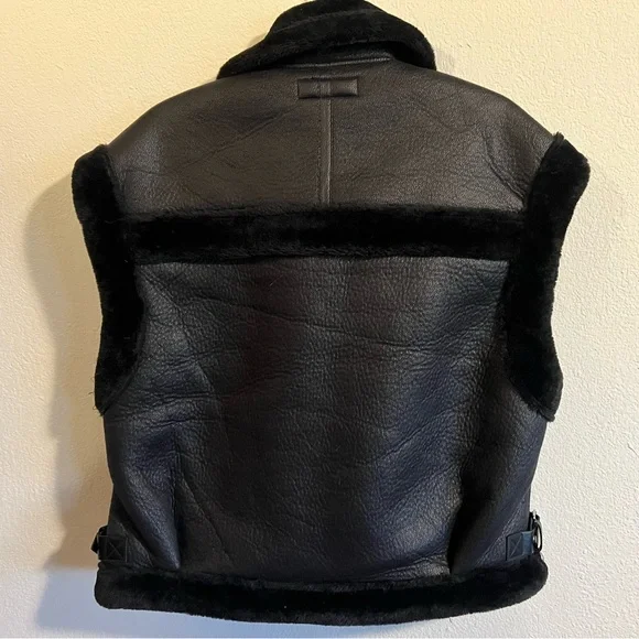 🖤Blank NYC Faux Shearling Trim Vegan Leather Vest Chic Layering Statement Piece - Picture 5 of 9